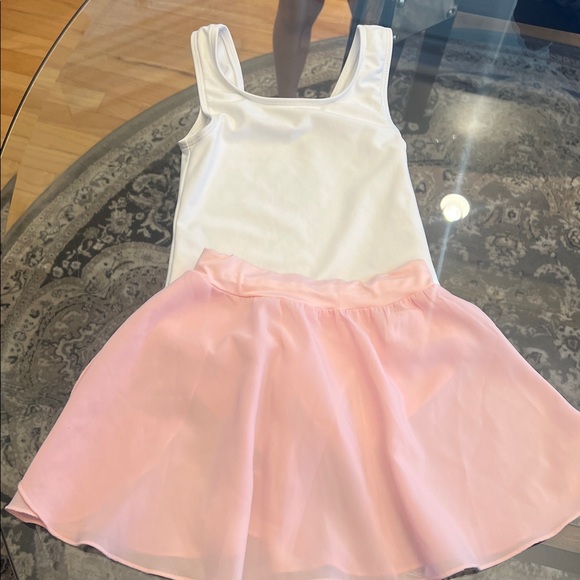 Dance bundle (8 pieces). GUC. Size XS-S (child) - Picture 7 of 9